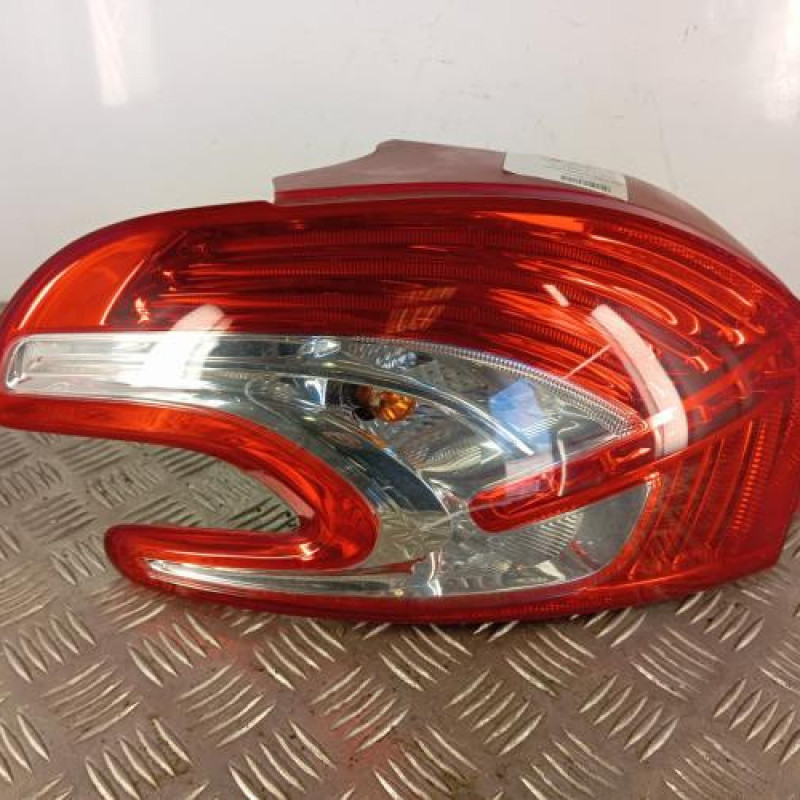 Feu arriere principal gauche (feux) PEUGEOT 208 1