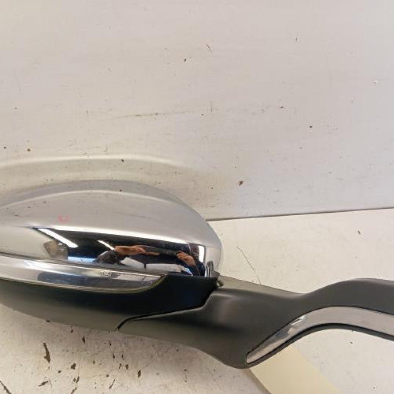 Retroviseur droit PEUGEOT 208 1