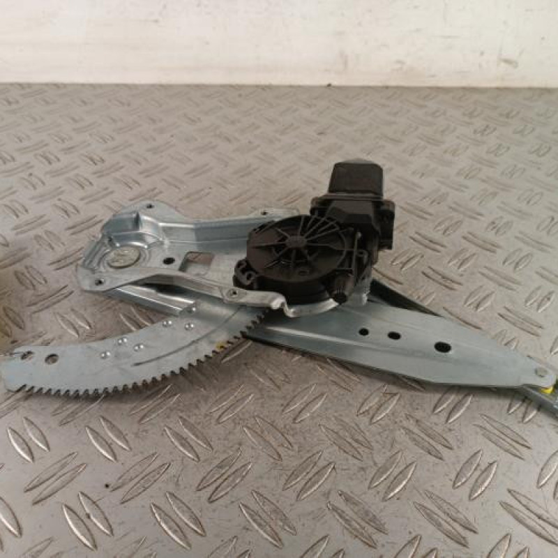 Leve vitre electrique arriere droit NISSAN NOTE 1