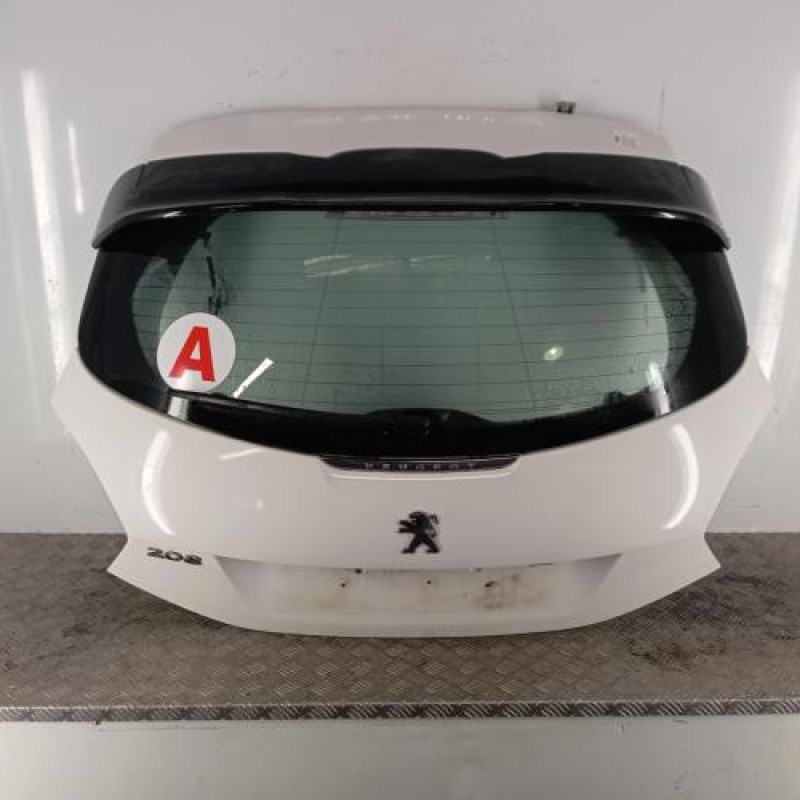 Malle/Hayon arriere PEUGEOT 208 1