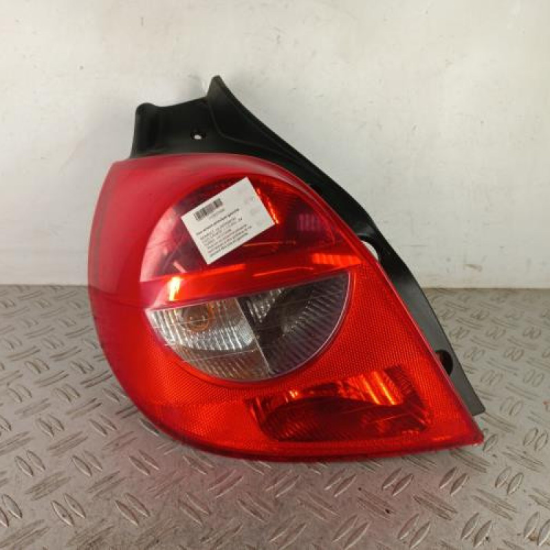 Feu arriere principal gauche (feux) RENAULT CLIO 3