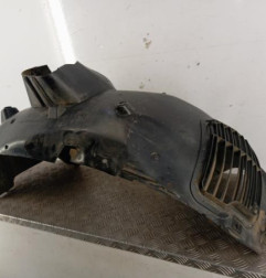 Pare boue avant droit PEUGEOT PARTNER 3 Photo n°1