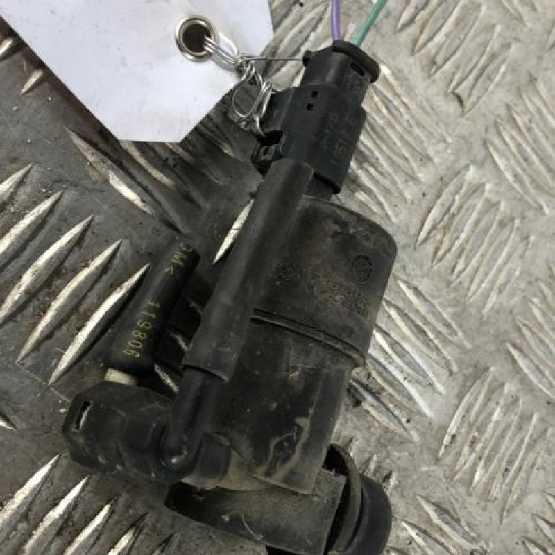 Pompe lave glace avant CITROEN C3 2 Pompe lave glace avant CITROEN C3 2