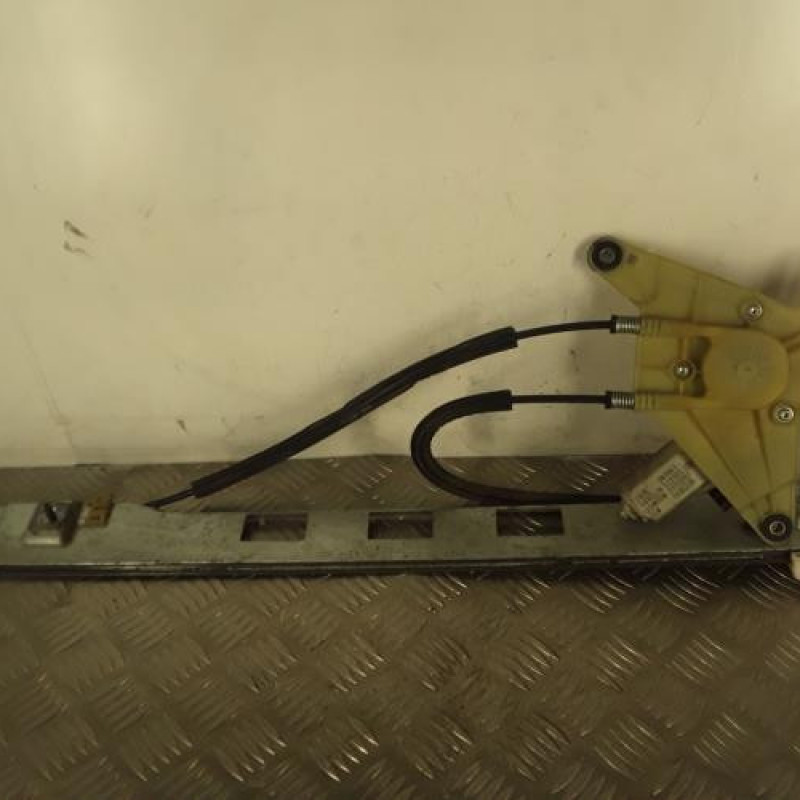 Leve vitre electrique avant gauche RENAULT MASTER 3