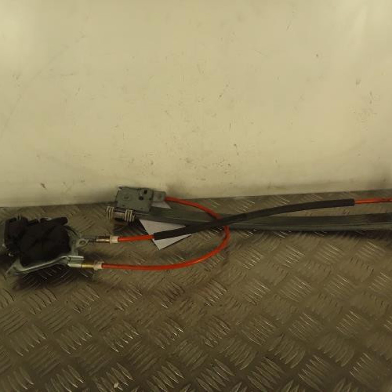 Leve vitre electrique avant gauche PEUGEOT 106