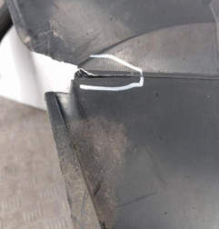 Pare boue avant droit RENAULT LAGUNA 2