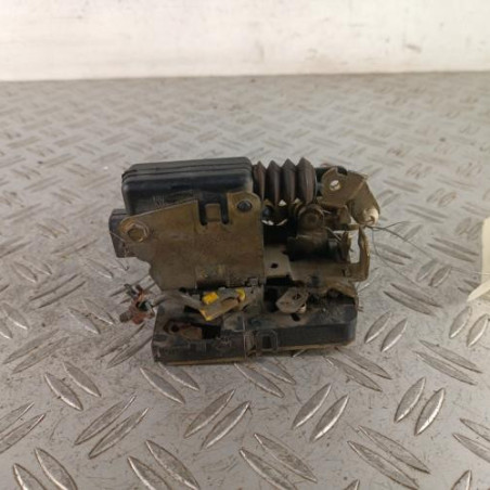 Serrure arriere gauche RENAULT MEGANE 1 Photo n°1