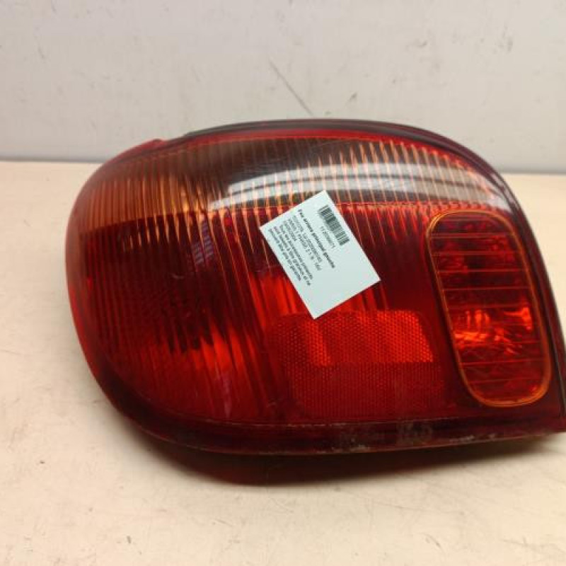 Feu arriere principal gauche (feux) TOYOTA YARIS 1