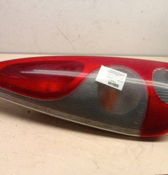 Feu arriere principal gauche (feux) TOYOTA YARIS VERSO Photo n°1