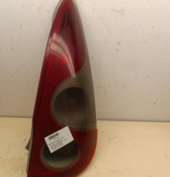 Feu arriere principal droit (feux) TOYOTA YARIS VERSO Photo n°1