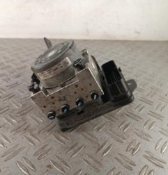 Bloc ABS (freins anti-blocage) HYUNDAI I 10 2 Photo n°1