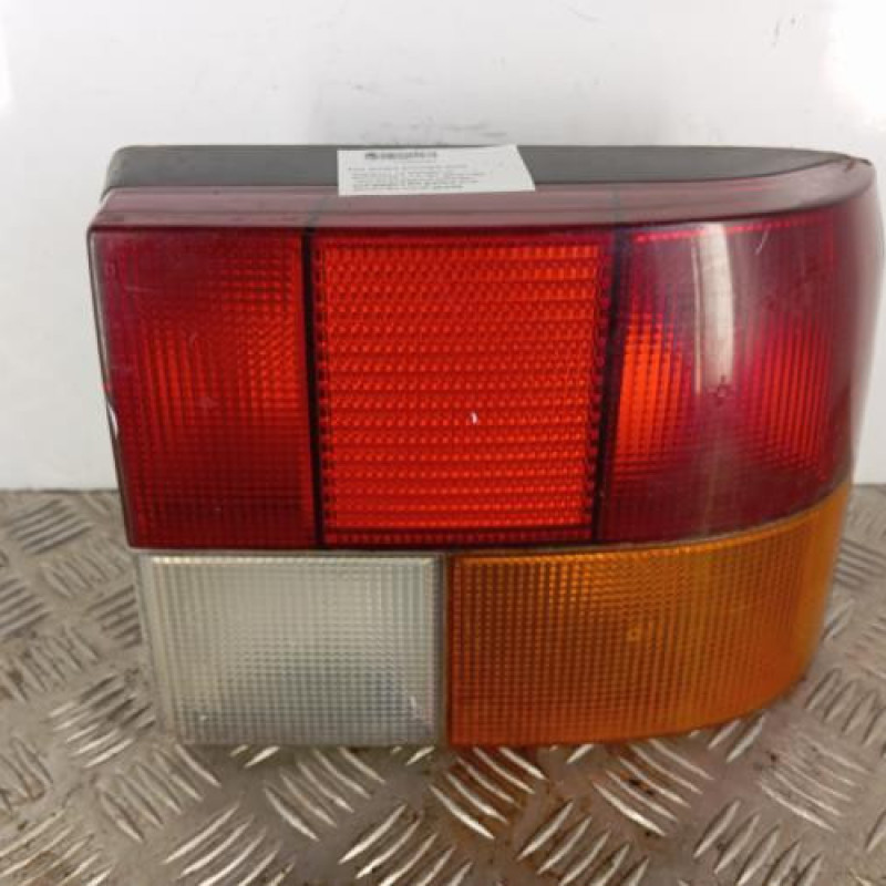 Feu arriere principal droit (feux) RENAULT R19