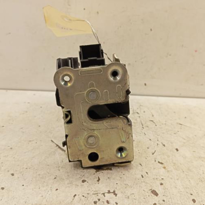 Serrure avant droit RENAULT MASTER 2