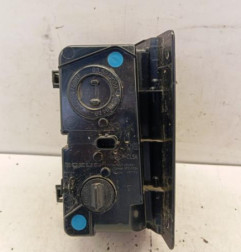 Feu de pare choc arriere droit RENAULT TRAFIC 3 COURT