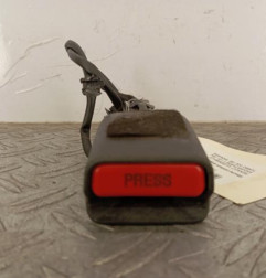 Attache ceinture avant gauche RENAULT KADJAR
