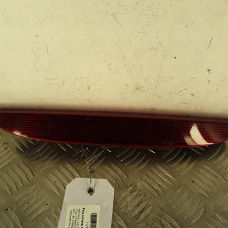 Feu arriere stop central RENAULT CLIO 2 CAMPUS Photo n°1