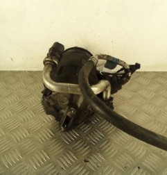 Compresseur clim FORD GRAND C-MAX 2