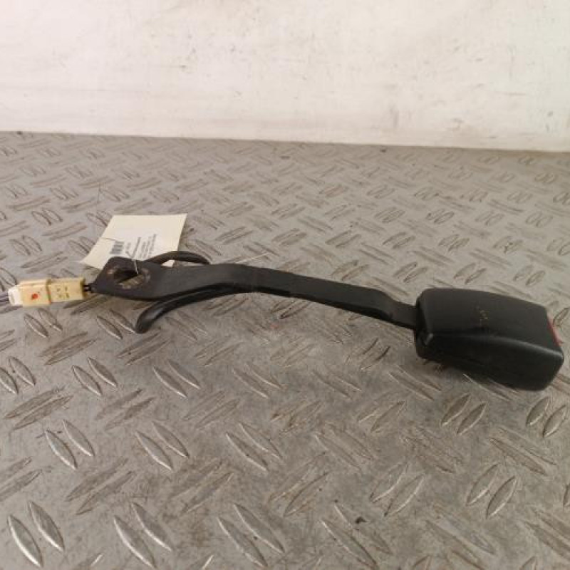 Attache ceinture avant gauche SUZUKI GRAND VITARA 2