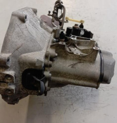 Boite de vitesses PEUGEOT 208 1 Photo n°4