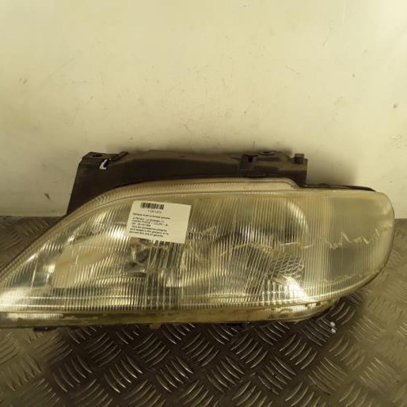 Optique avant principal gauche (feux)(phare) CITROEN XSARA