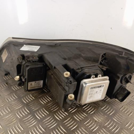 Optique avant principal droit (feux)(phare) SKODA OCTAVIA 2