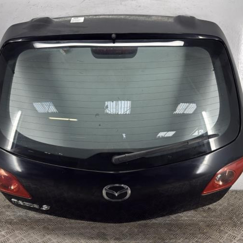 Malle/Hayon arriere MAZDA 3 1