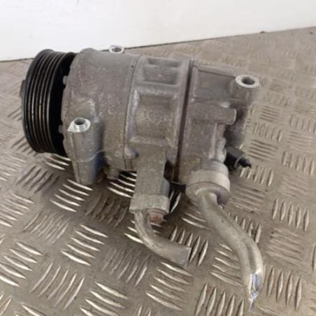 Compresseur clim VOLKSWAGEN TOURAN 2 Photo n°1