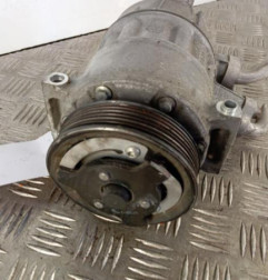 Compresseur clim VOLKSWAGEN TOURAN 2
