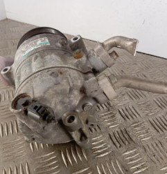 Compresseur clim VOLKSWAGEN TOURAN 2 Photo n°4