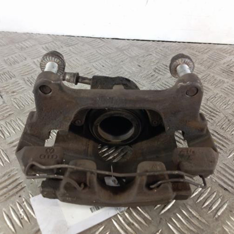 Etrier avant droit (freinage) AUDI A4 3