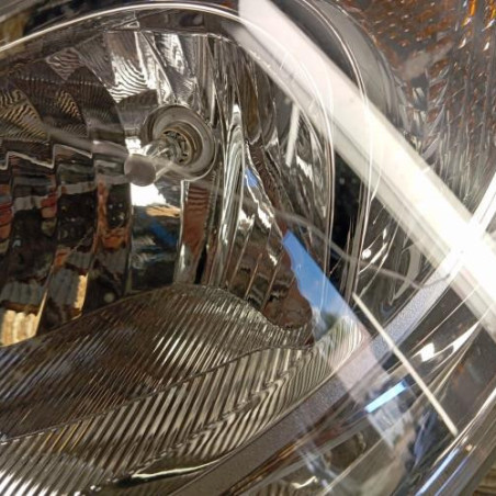 Optique avant principal gauche (feux)(phare) PEUGEOT 208 1