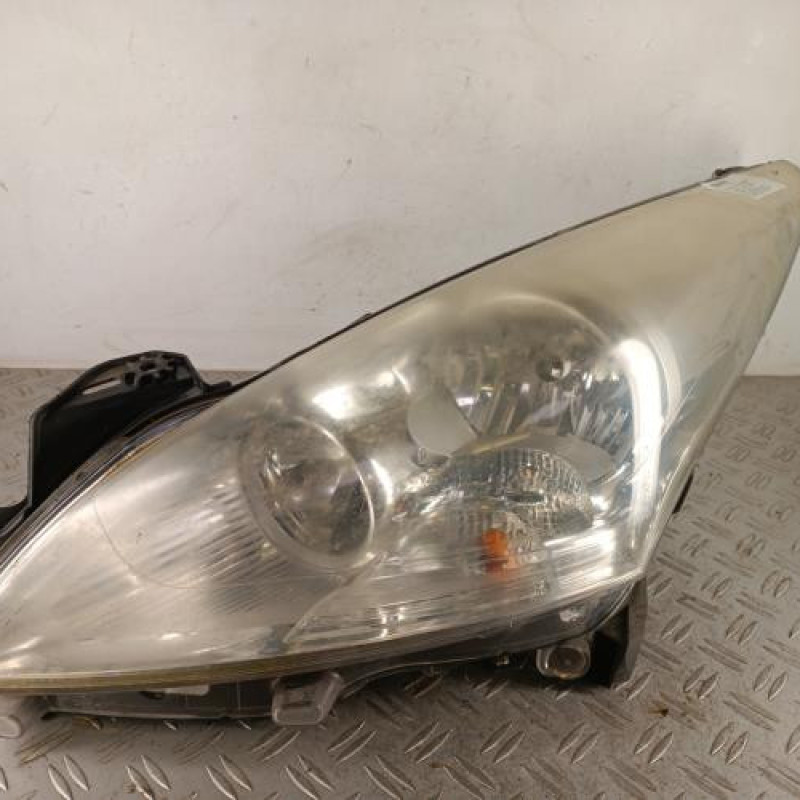 Optique avant principal gauche (feux)(phare) PEUGEOT 5008 1