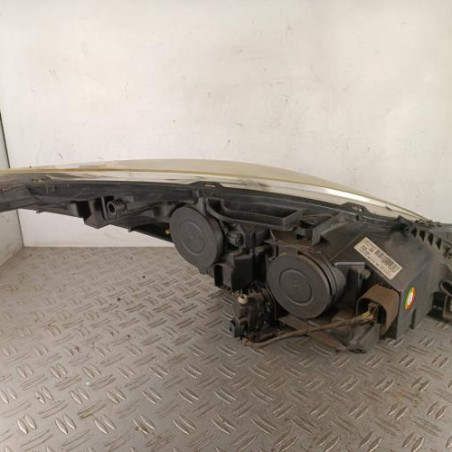 Optique avant principal gauche (feux)(phare) PEUGEOT 5008 1