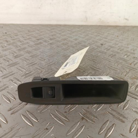 Interrupteur de leve vitre arriere droit RENAULT CLIO 5 Photo n°1