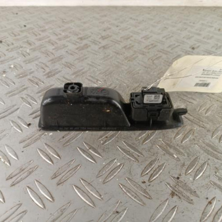 Interrupteur de leve vitre arriere droit RENAULT CLIO 5