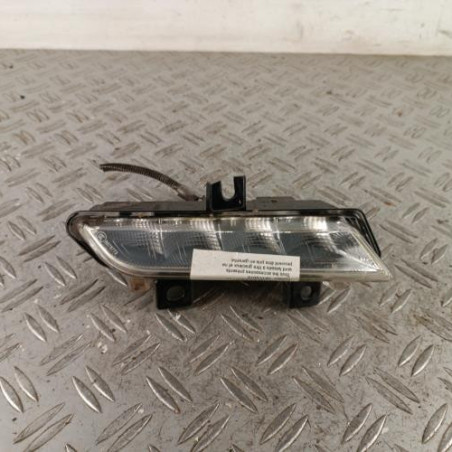 Feu diurne avant droit RENAULT CLIO 4 Photo n°1