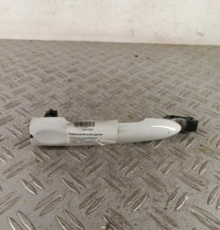 Poignee porte avant gauche RENAULT CLIO 4 Photo n°1