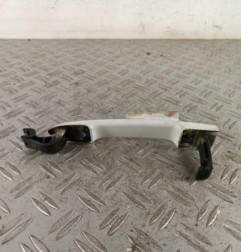 Poignee porte avant gauche RENAULT CLIO 4