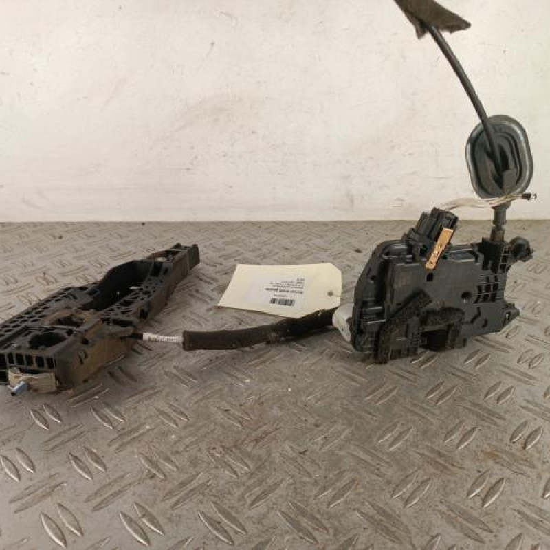 Serrure avant gauche RENAULT CLIO 4