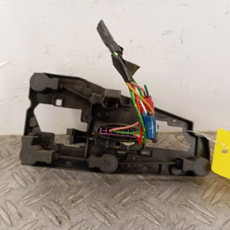Platine feu arriere droit PEUGEOT 106