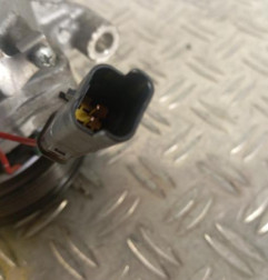 Compresseur clim CITROEN C3 3 Photo n°4