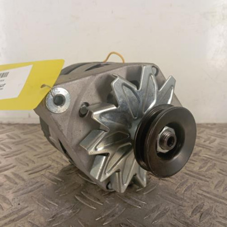 Alternateur RENAULT R9 Photo n°1
