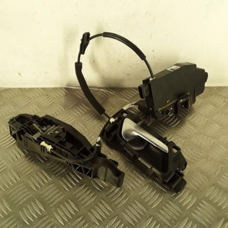 Serrure avant droit PEUGEOT 308 2