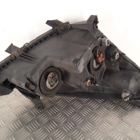 Optique avant principal gauche (feux)(phare) TOYOTA COROLLA VERSO 2