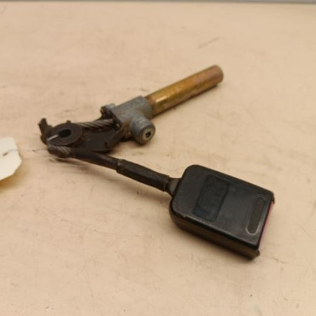 Attache ceinture avant gauche OPEL MOVANO A Photo n°1