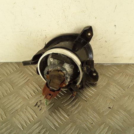 Anti brouillard gauche (feux) TOYOTA COROLLA VERSO 2