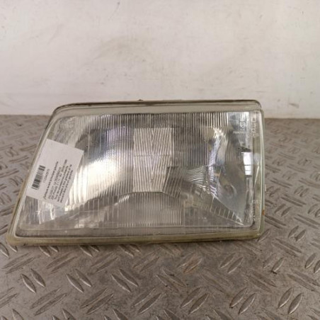 Optique avant principal gauche (feux)(phare) PEUGEOT 205 Photo n°1