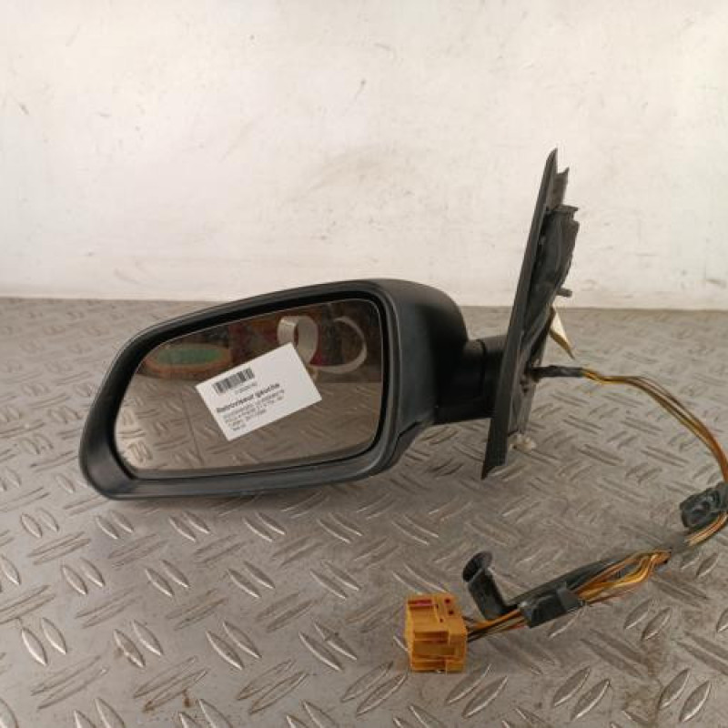 Retroviseur gauche VOLKSWAGEN POLO 4