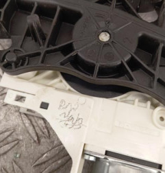 Leve vitre electrique avant droit SEAT ALHAMBRA 2 Photo n°4