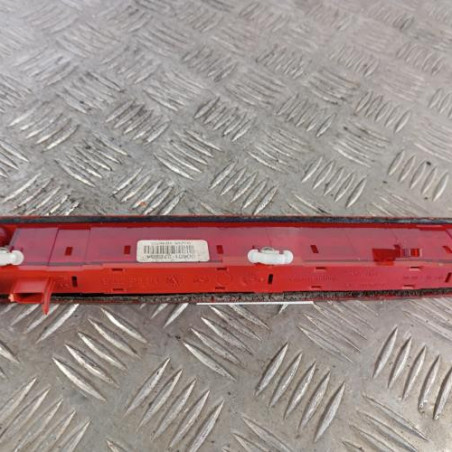 Feu arriere stop central SKODA OCTAVIA 1